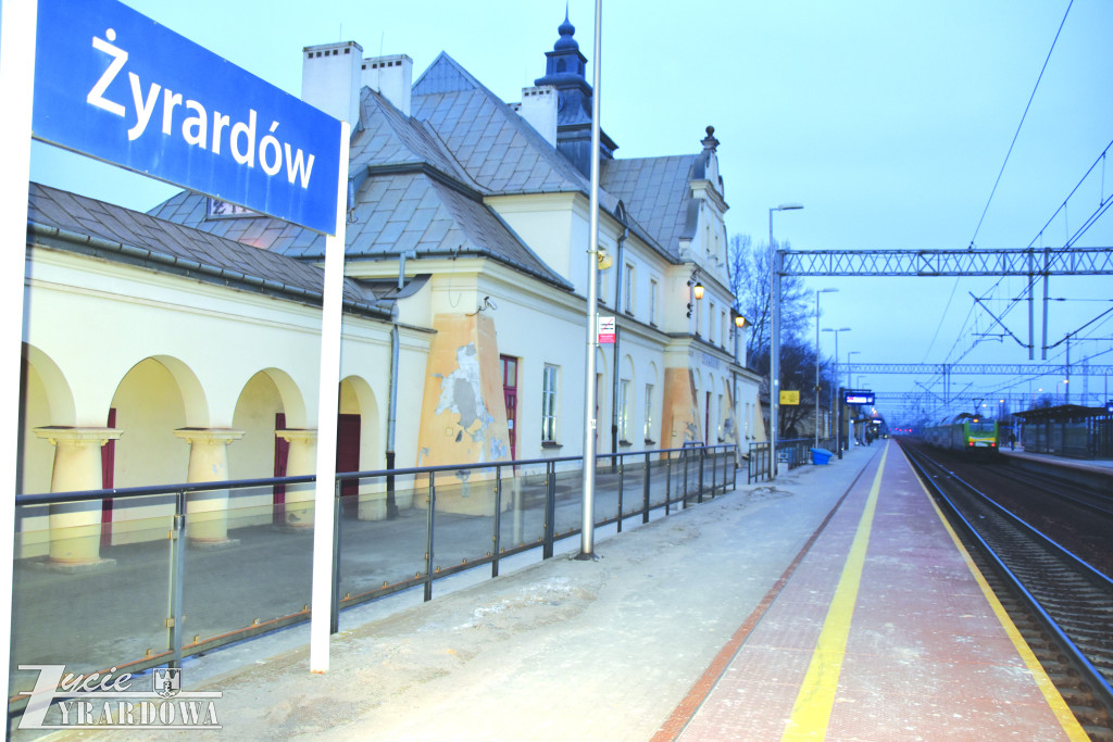 Stał się „cud” - działają windy na peronach w Żyrardowie