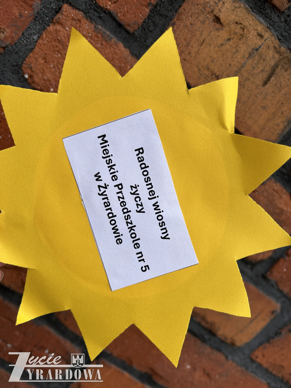 Wiosenna radość na ulicach miasta