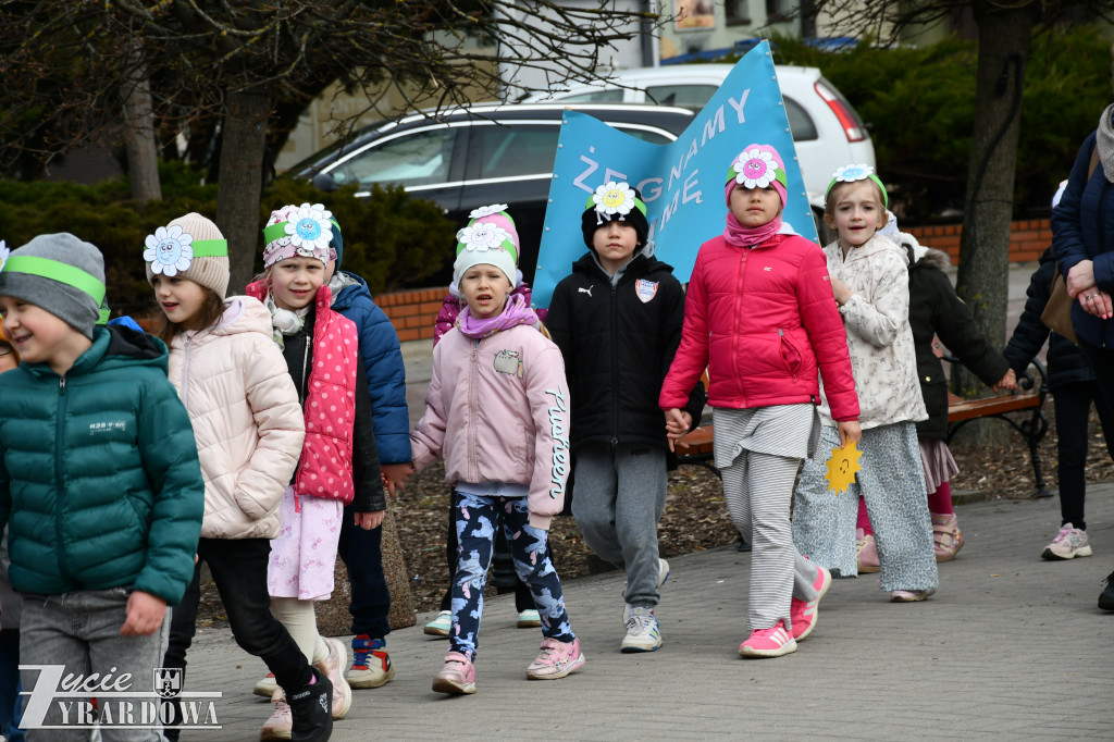 Wiosenna radość na ulicach miasta