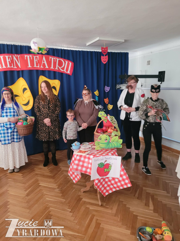 Międzynarodowy Dzień Teatru w przedszkolu nr 10