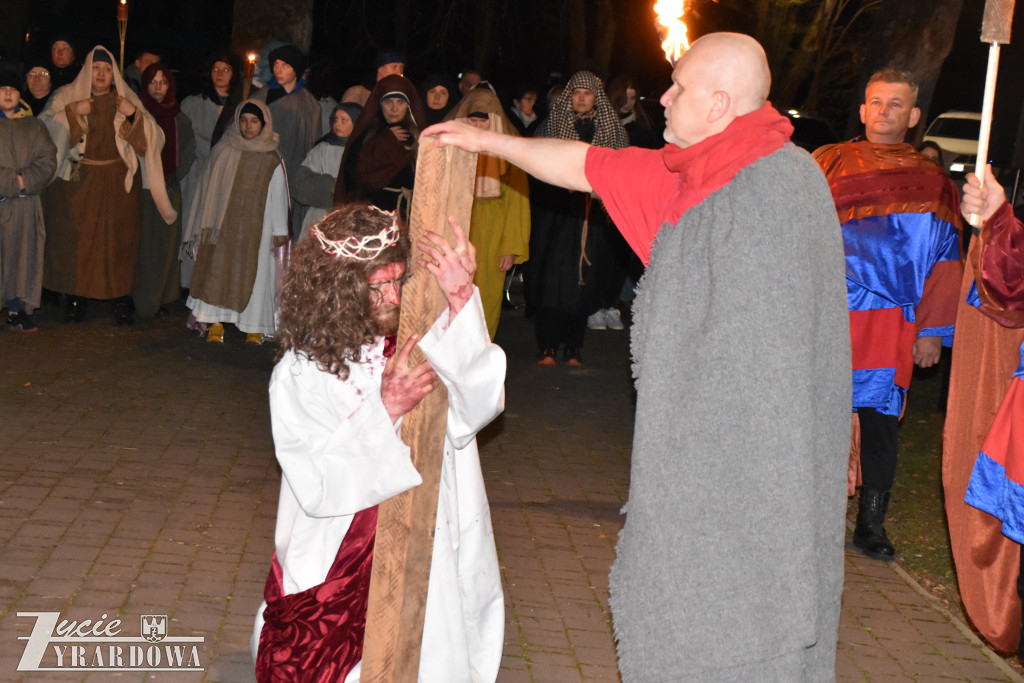 Przedstawiono żywe obraz z męki Pańskiej