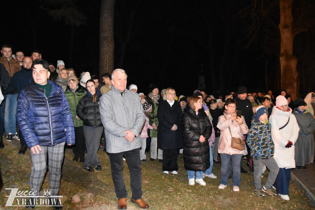 Przedstawiono żywe obraz z męki Pańskiej