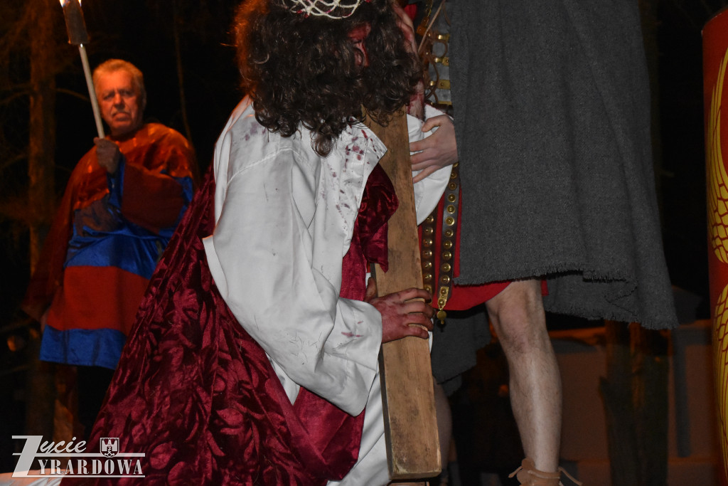 Przedstawiono żywe obraz z męki Pańskiej