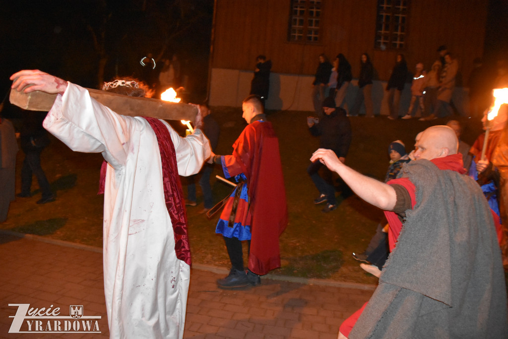 Przedstawiono żywe obraz z męki Pańskiej