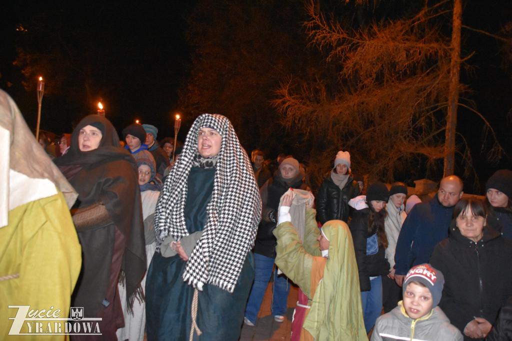 Przedstawiono żywe obraz z męki Pańskiej