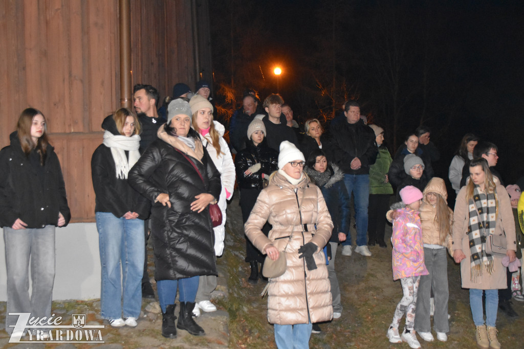 Przedstawiono żywe obraz z męki Pańskiej