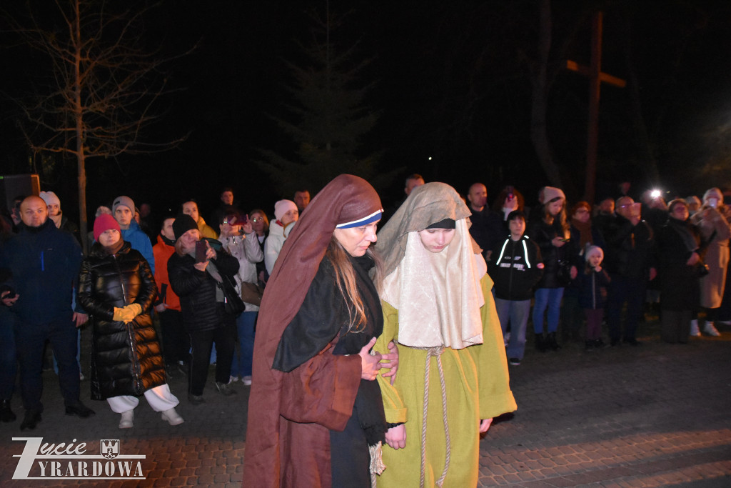 Przedstawiono żywe obraz z męki Pańskiej