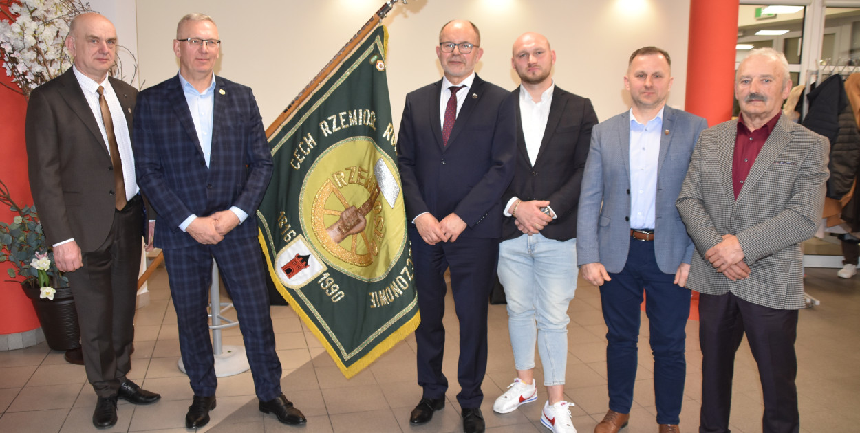 Zmiana warty na funkcji prezesa Cechu