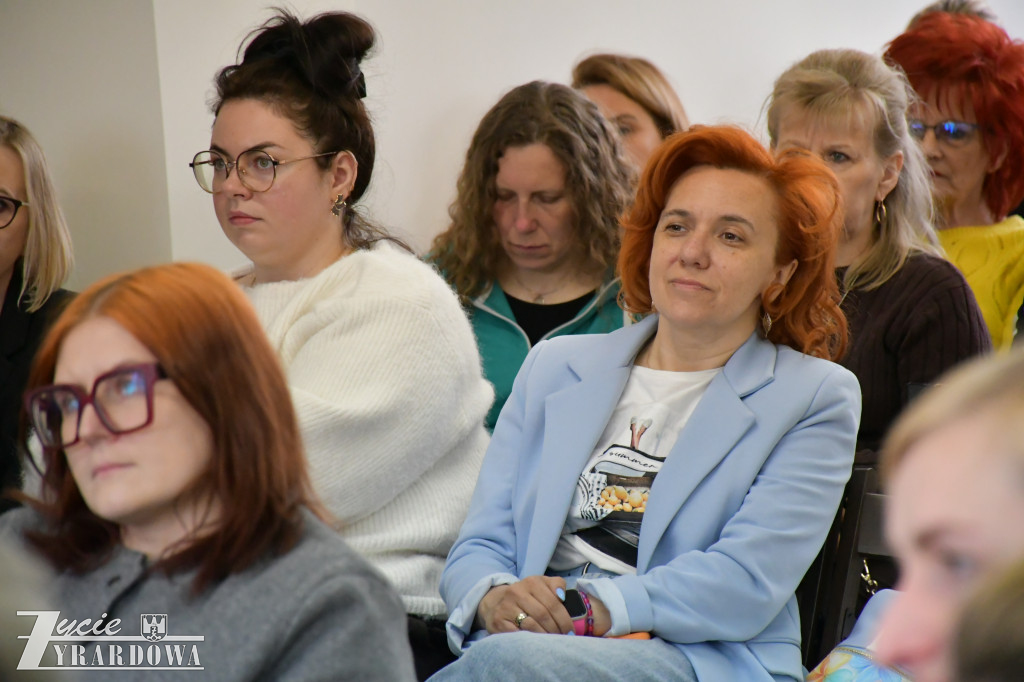 W Bibliotece Pedagogicznej o spektrum autyzmu