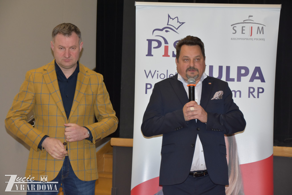 Parlamentarzyści PiS przyjechali do Mszczonowa