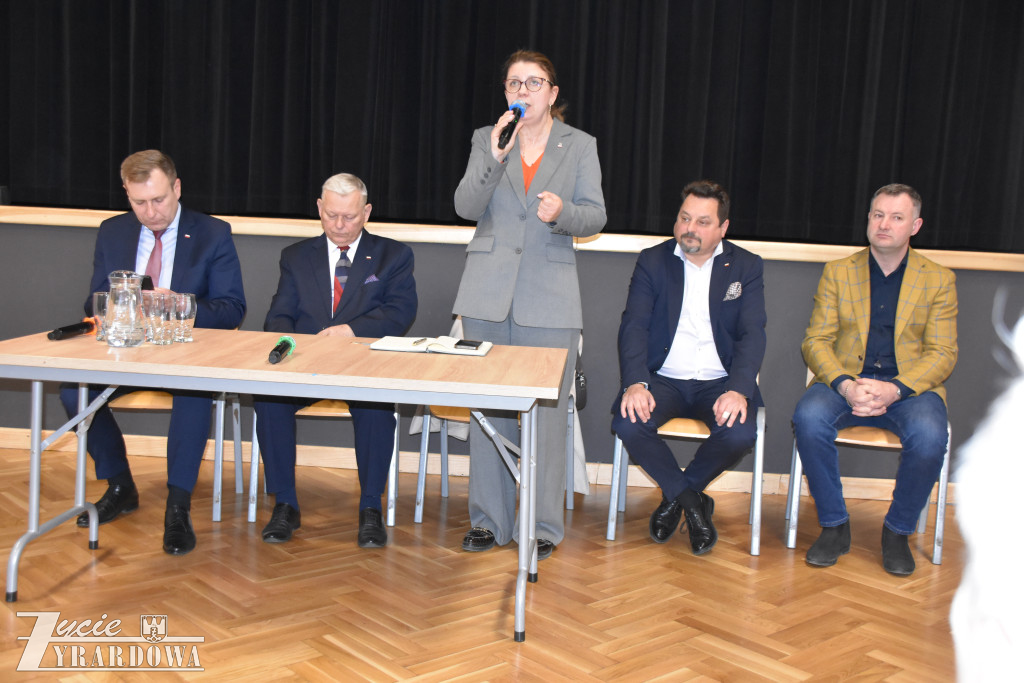 Parlamentarzyści PiS przyjechali do Mszczonowa