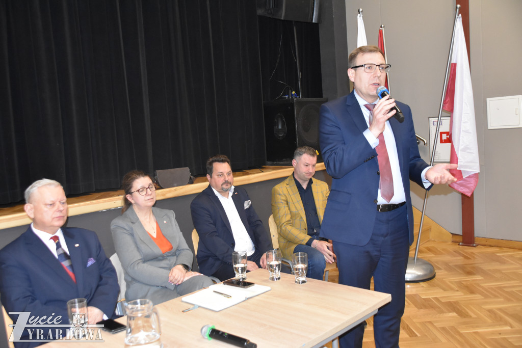 Parlamentarzyści PiS przyjechali do Mszczonowa