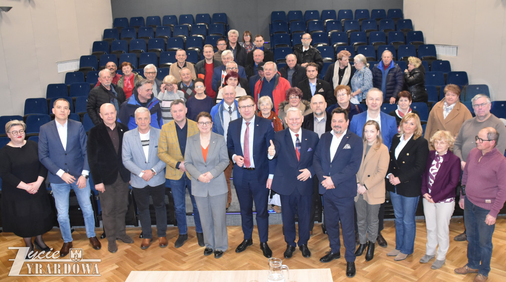 Parlamentarzyści PiS przyjechali do Mszczonowa