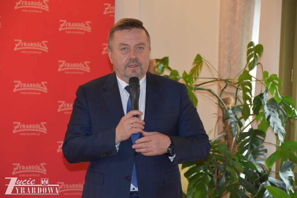 Prezydent przekazał 900 tysięcy na czynienie dobra