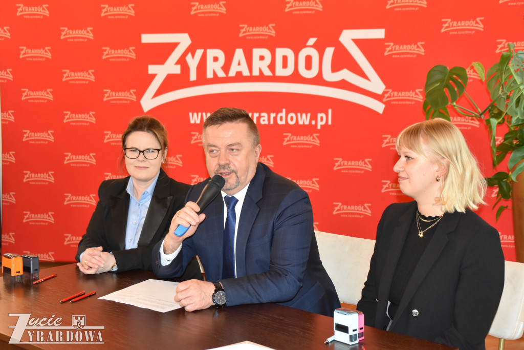 Prezydent przekazał 900 tysięcy na czynienie dobra