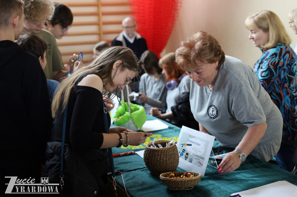 IX Powiatowe Targi Edukacyjne