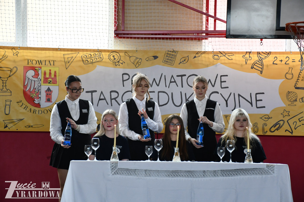 IX Powiatowe Targi Edukacyjne