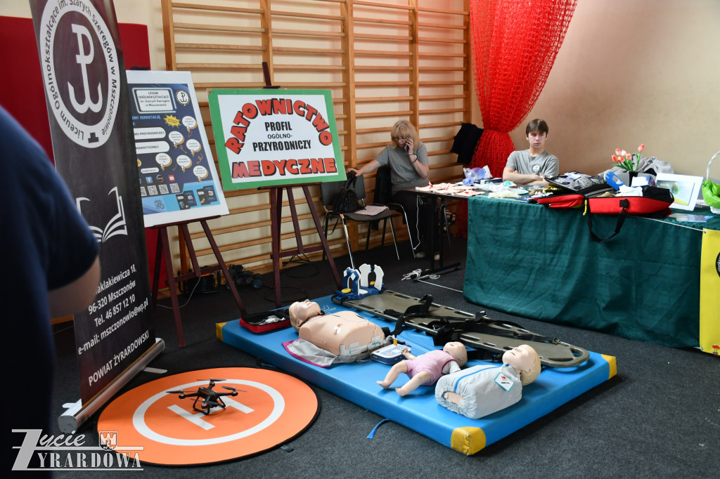 IX Powiatowe Targi Edukacyjne