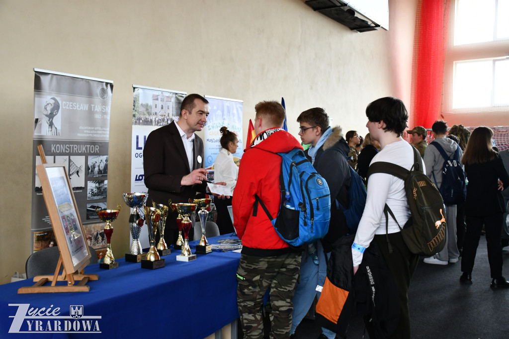 IX Powiatowe Targi Edukacyjne