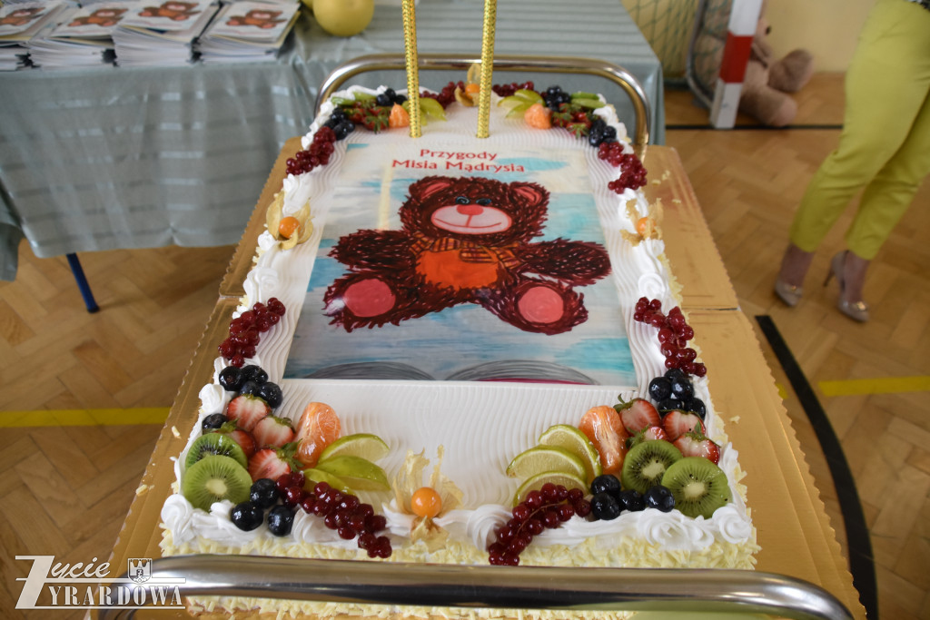 Literacki sukces młodych autorów z Bartnik