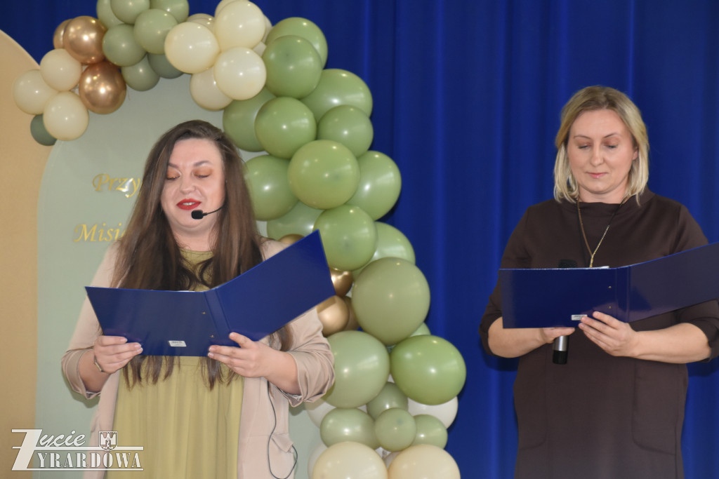 Literacki sukces młodych autorów z Bartnik