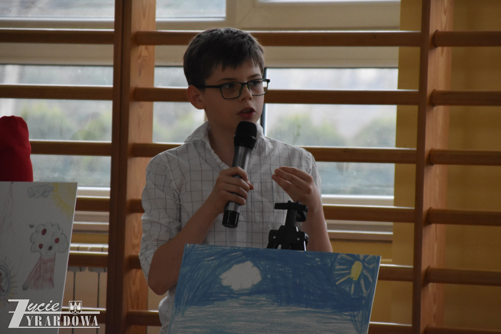 Literacki sukces młodych autorów z Bartnik