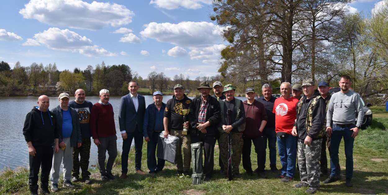 Złowione ryby wróciły do wody „Hamerni”
