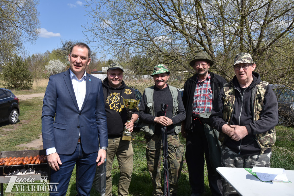Złowione ryby wróciły do wody „Hamerni”