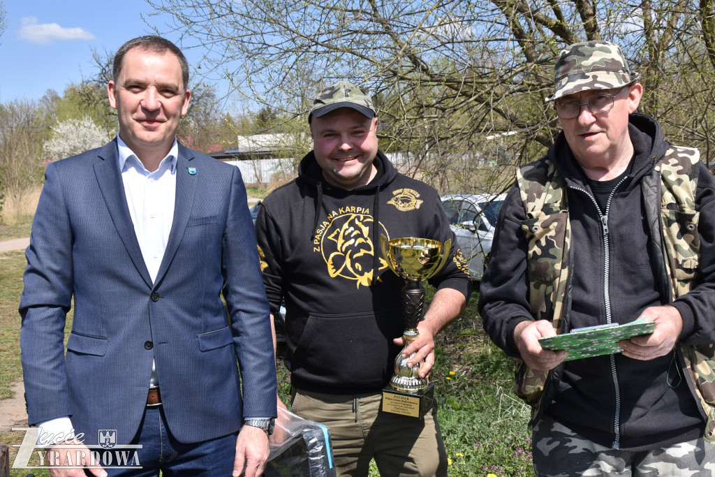 Złowione ryby wróciły do wody „Hamerni”