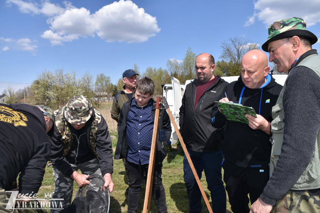 Złowione ryby wróciły do wody „Hamerni”
