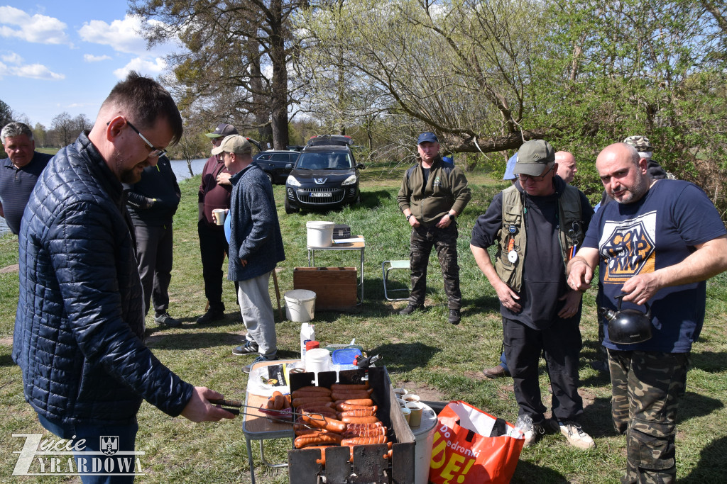 Złowione ryby wróciły do wody „Hamerni”