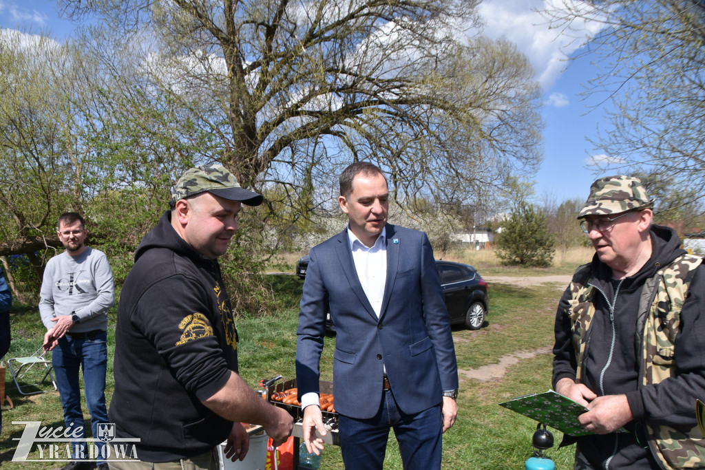 Złowione ryby wróciły do wody „Hamerni”