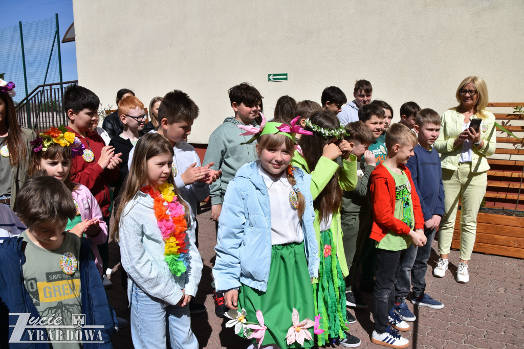 „Dzień Ziemi”  - są bogatsi o „Zielone Patio”