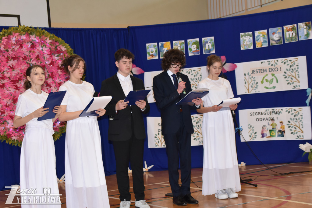 „Dzień Ziemi”  - są bogatsi o „Zielone Patio”