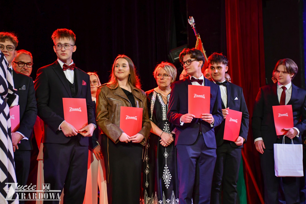 maturzyści z Czerwoniaka zamykają ważny rozdział