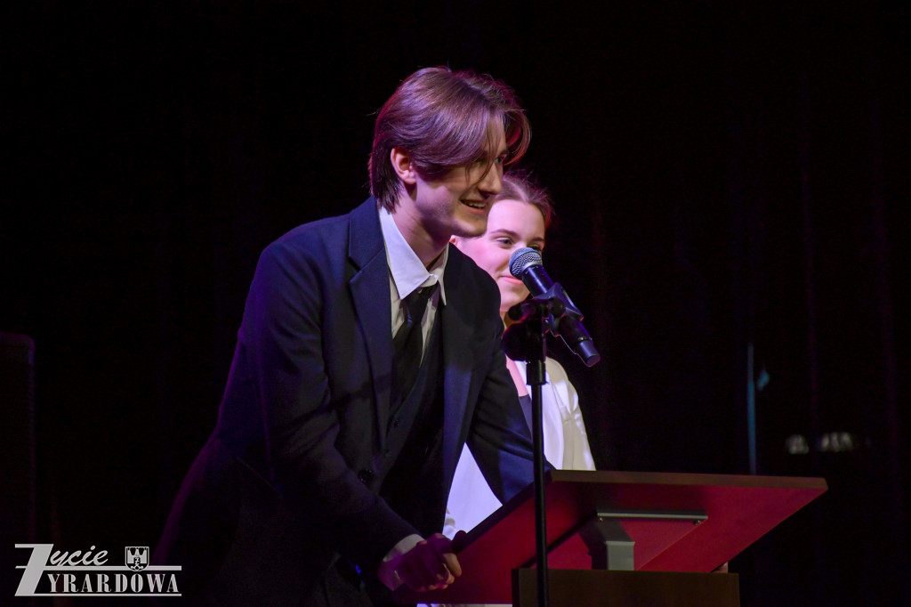 maturzyści z Czerwoniaka zamykają ważny rozdział