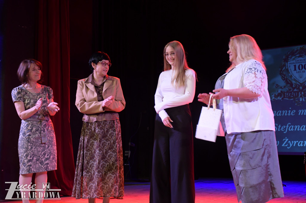 maturzyści z Czerwoniaka zamykają ważny rozdział