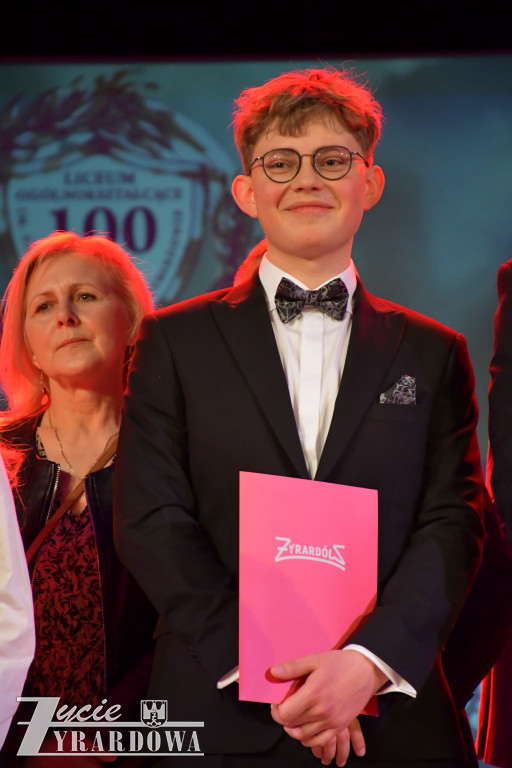 maturzyści z Czerwoniaka zamykają ważny rozdział