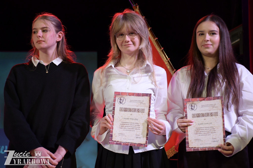 maturzyści z Czerwoniaka zamykają ważny rozdział