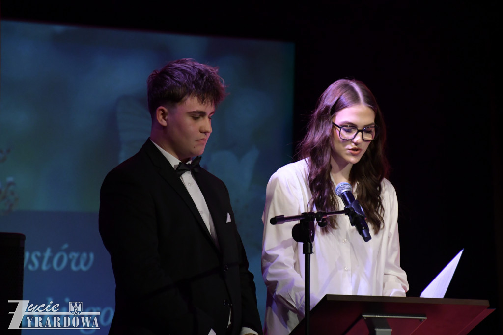 maturzyści z Czerwoniaka zamykają ważny rozdział