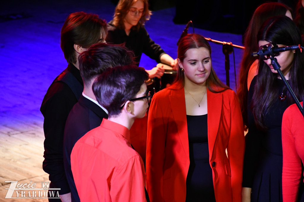 maturzyści z Czerwoniaka zamykają ważny rozdział