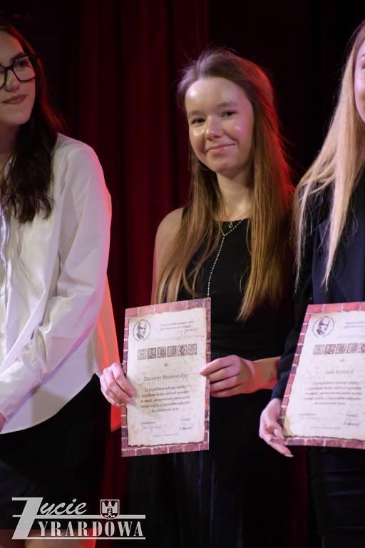 maturzyści z Czerwoniaka zamykają ważny rozdział