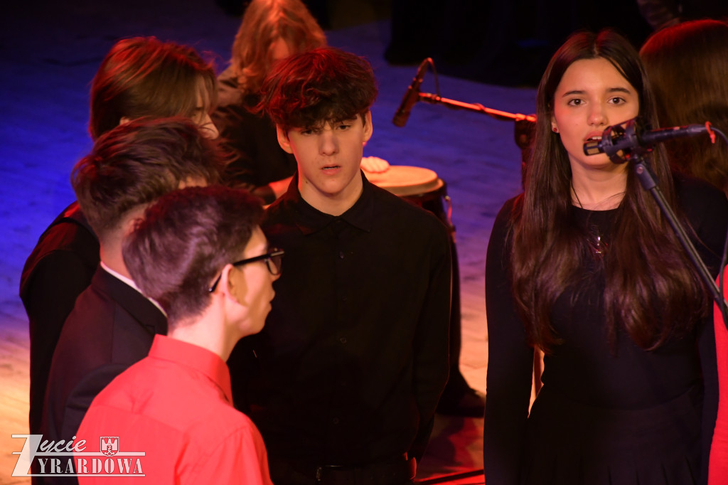 maturzyści z Czerwoniaka zamykają ważny rozdział