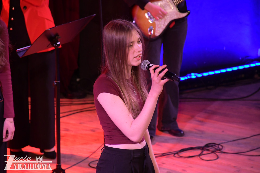 maturzyści z Czerwoniaka zamykają ważny rozdział