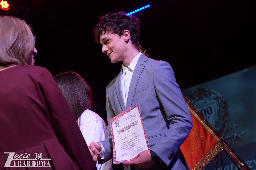 maturzyści z Czerwoniaka zamykają ważny rozdział