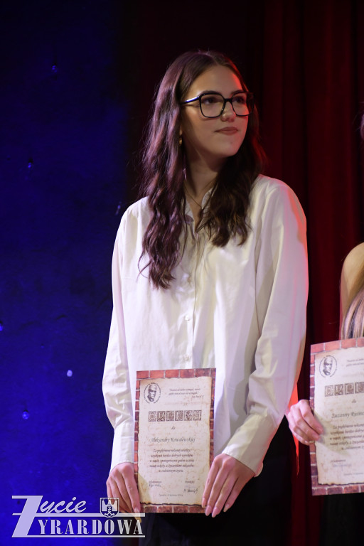 maturzyści z Czerwoniaka zamykają ważny rozdział