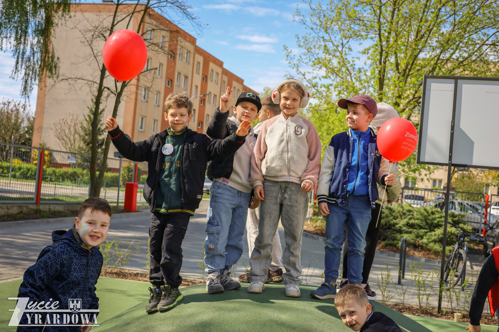 Dzień Ziemi na nowym placu zabaw w SP nr 3