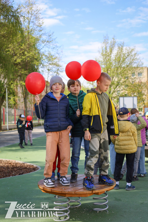 Dzień Ziemi na nowym placu zabaw w SP nr 3