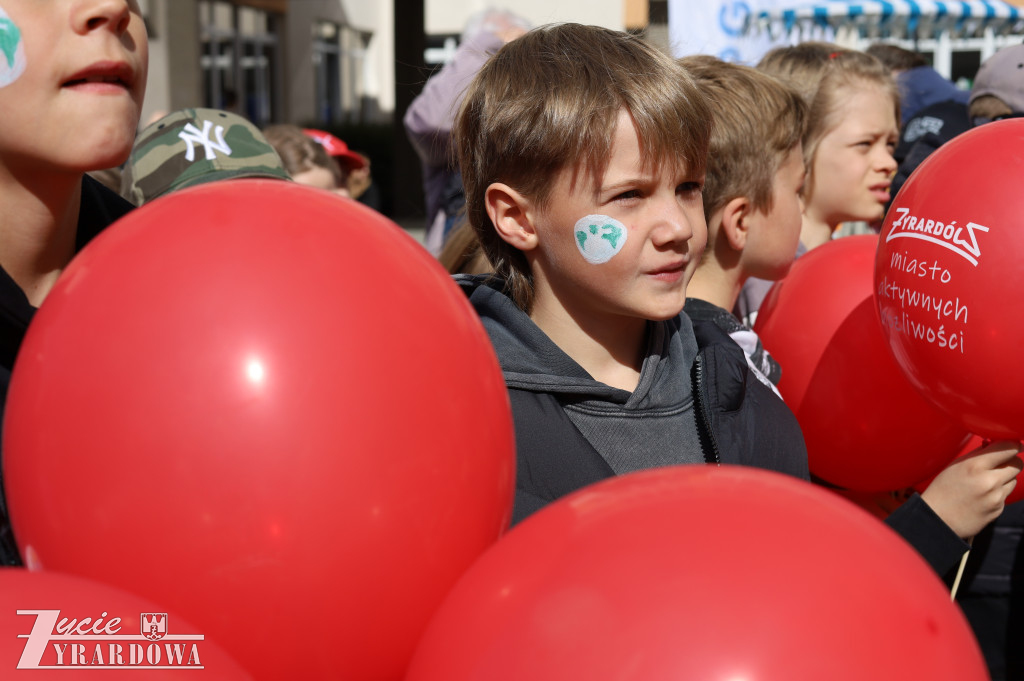 Dzień Ziemi na nowym placu zabaw w SP nr 3