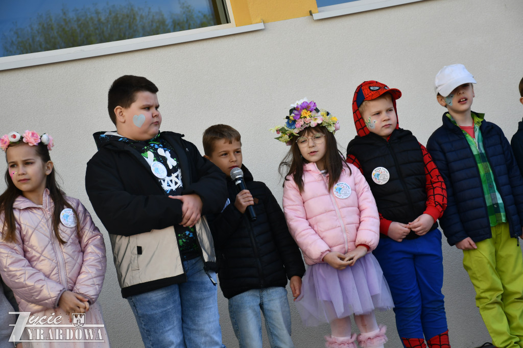 Dzień Ziemi na nowym placu zabaw w SP nr 3